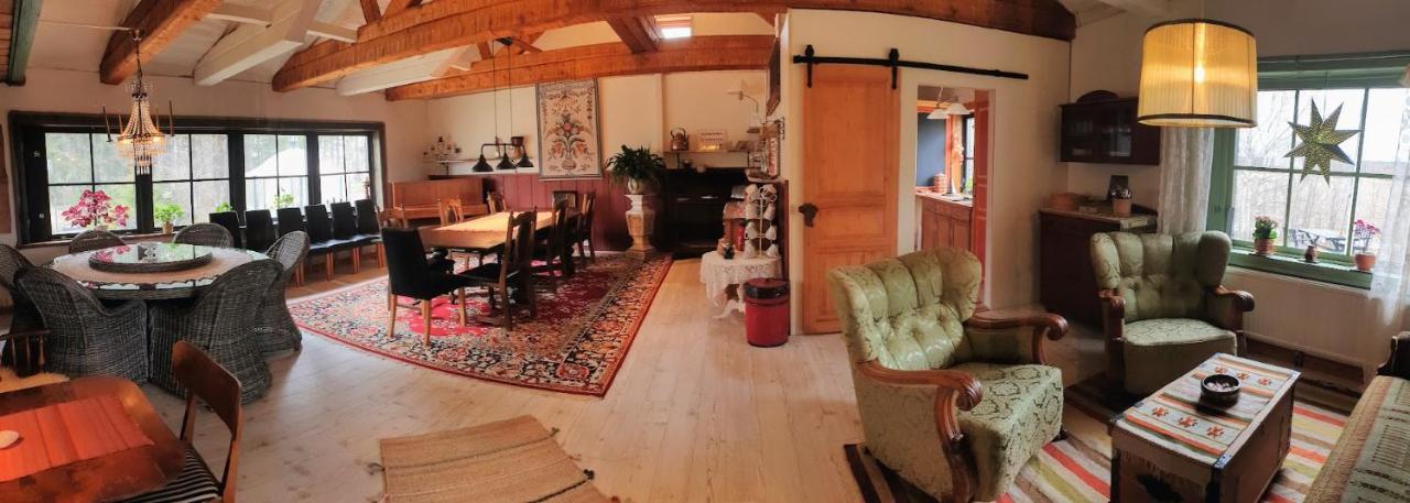 Woodstock B & B Studios Bålsta Esterno foto