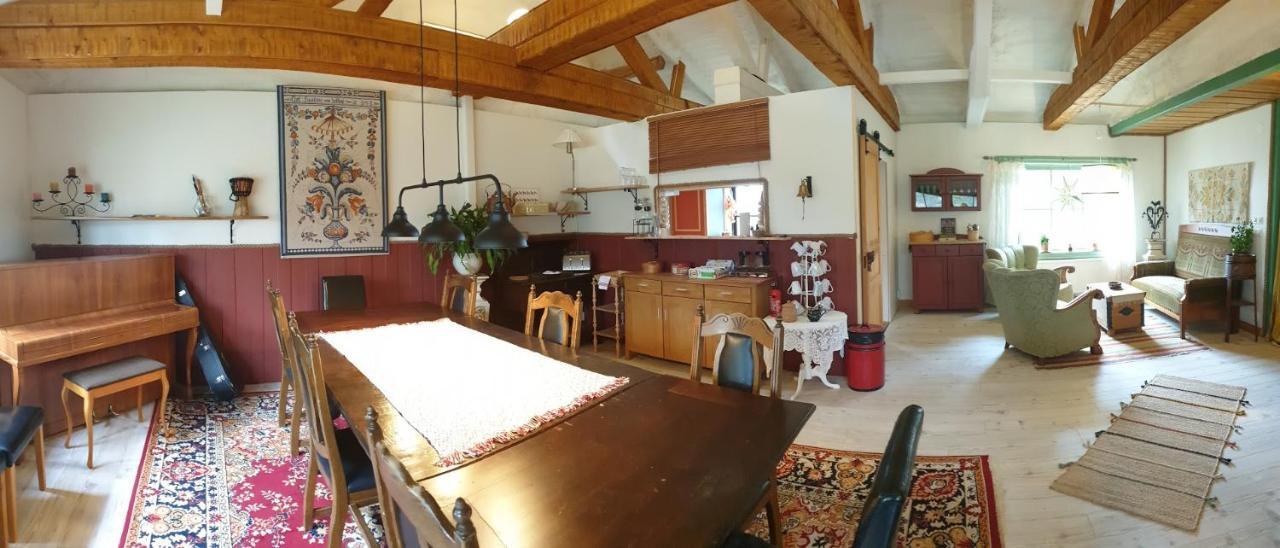 Woodstock B & B Studios Bålsta Esterno foto